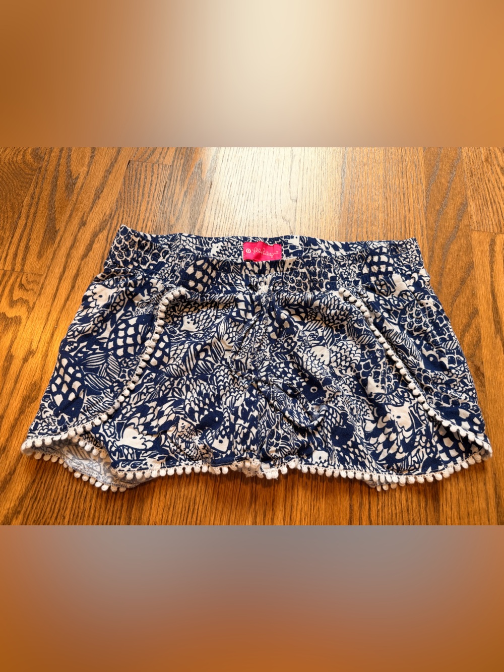 Lilly Pulitzer Target Upstream  Fish Pom Pom Shorts Navy Blue & White Size Small